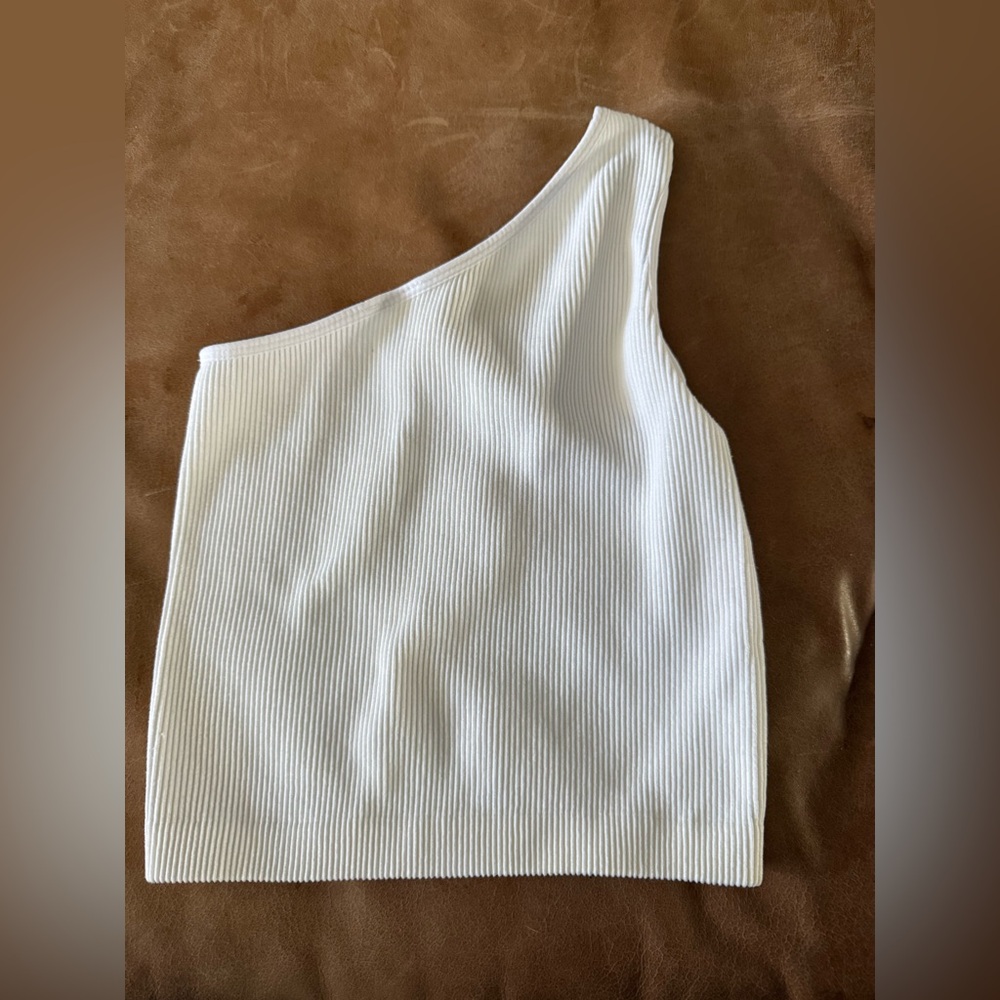 White One-Shoulder Ribbed Top - Picture 2 of 2